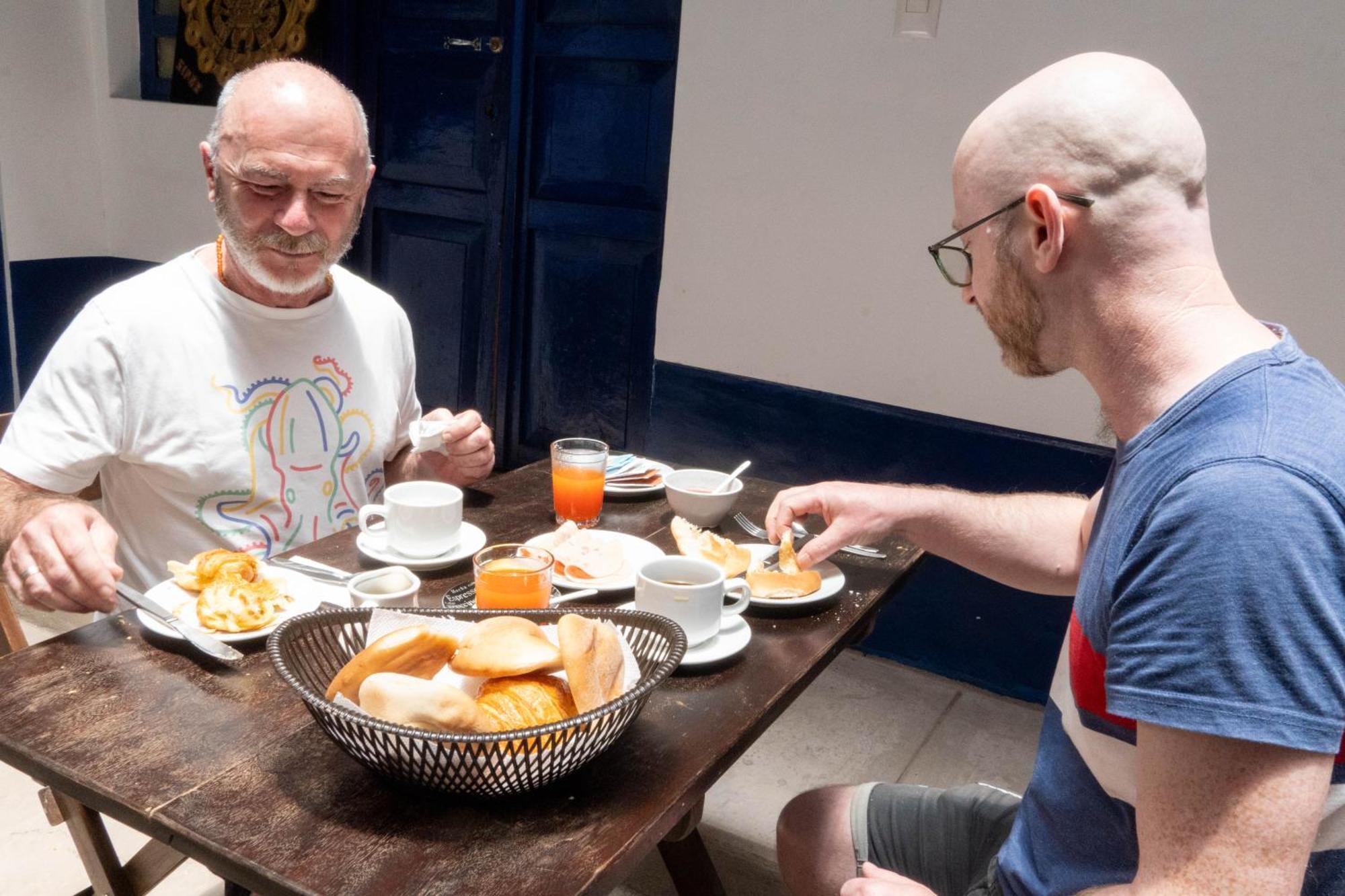 Conquistador Acomodação com café da manhã  *